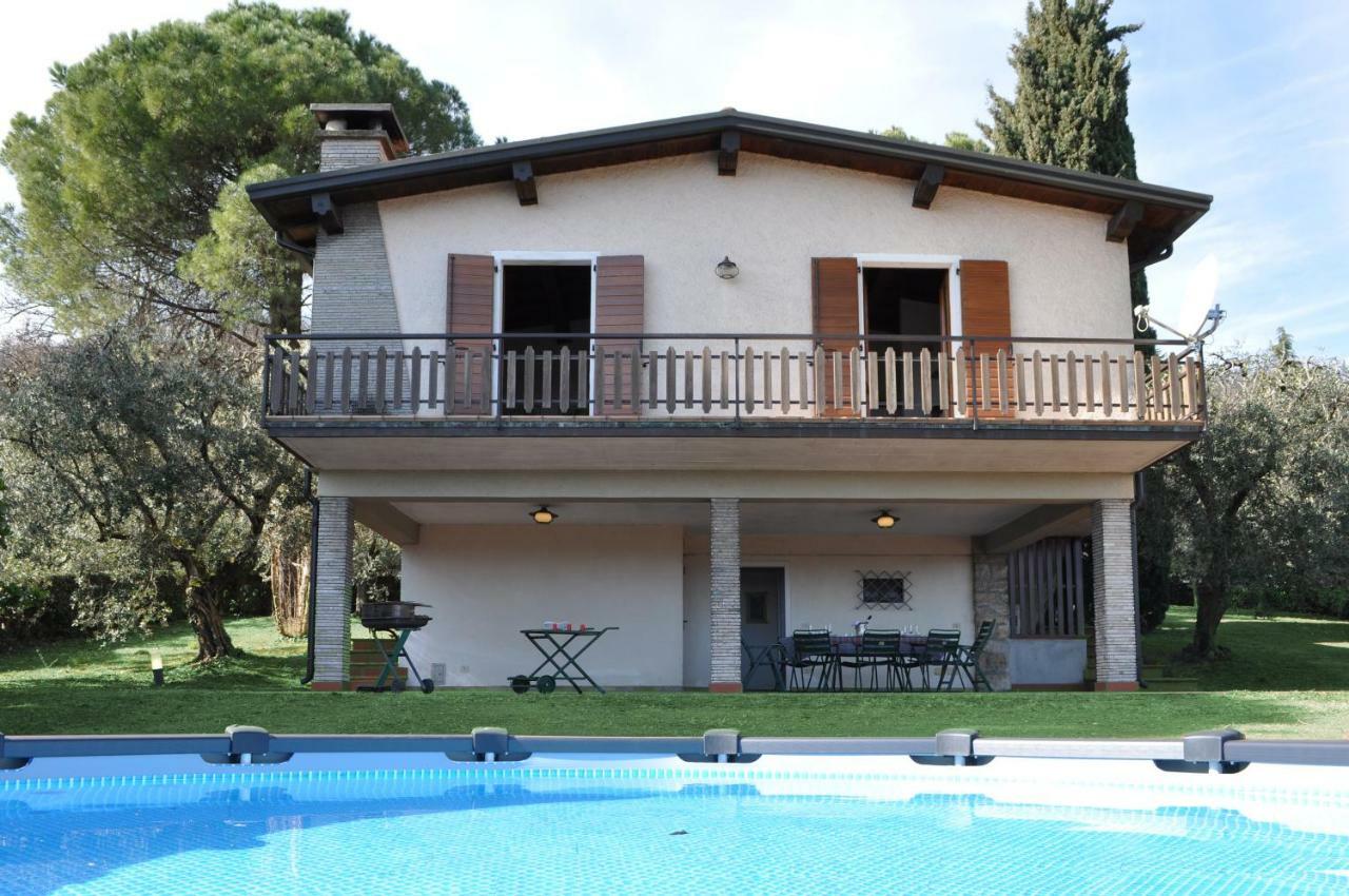 Villa Mira - Pool - View - Aircon Лонато Экстерьер фото